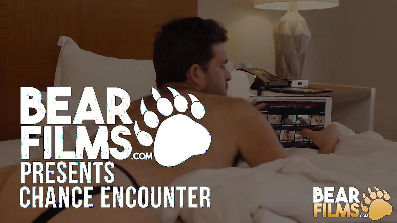 Bearfilms táta Rusty Mcmann Raw chované chlupaté kočičky John Pucker