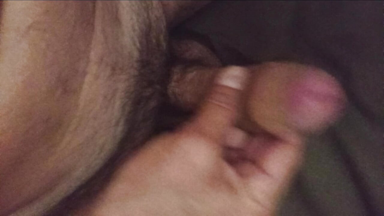 Juices from a big beautiful masturbation with leakage close-up!