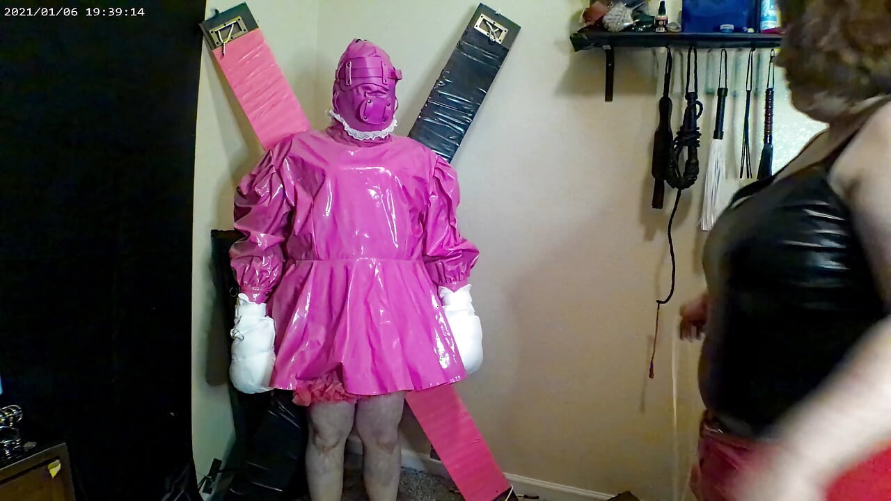 Ružičasti vinil sissy