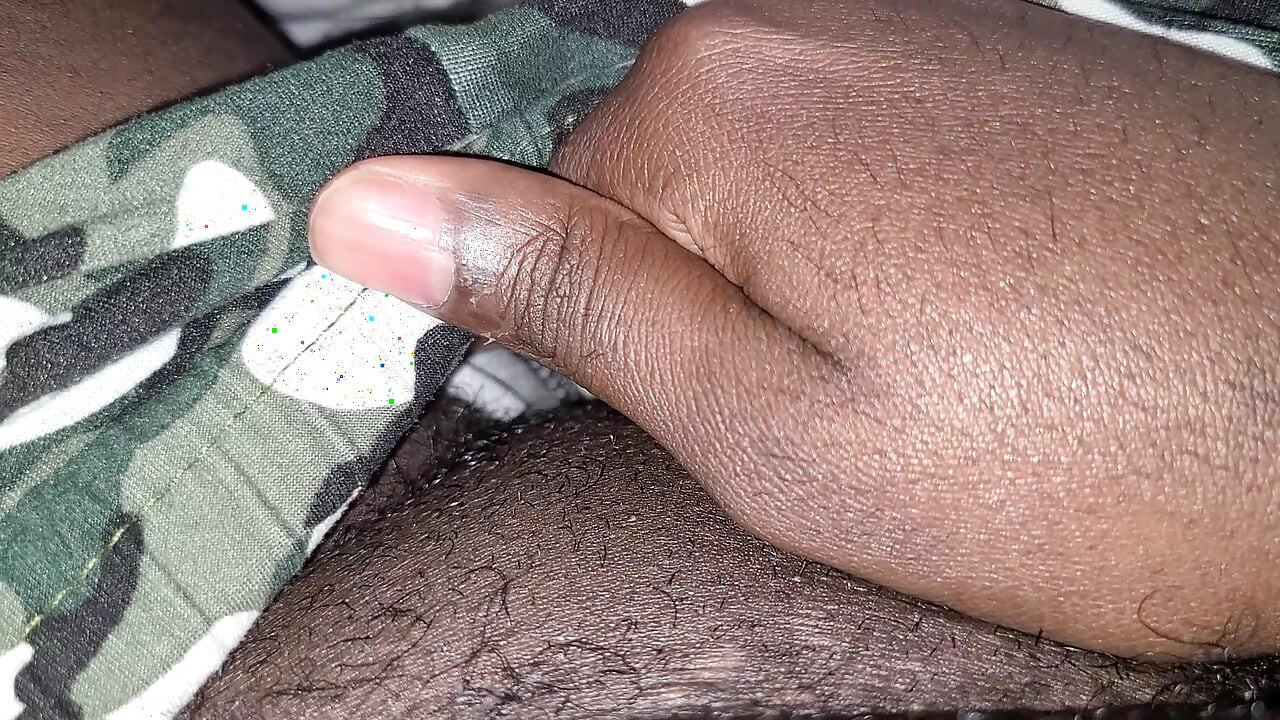 Duro orgasmo feminino da buceta molhada
