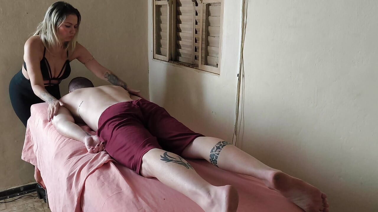 I Got a Delicious Massage Then We Fucked Hot