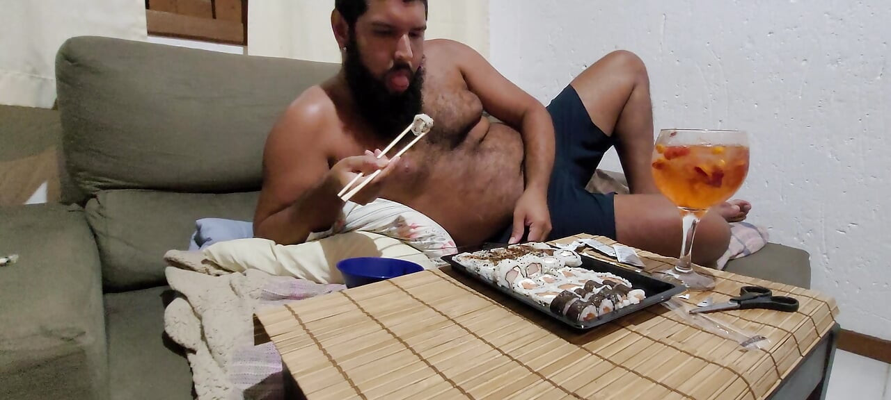 100-Piece Sushi Challenge: Completely Maxed Out & Bloated