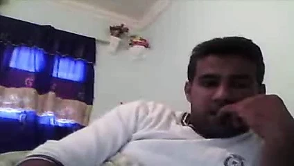 Dik arab üzerinde kam