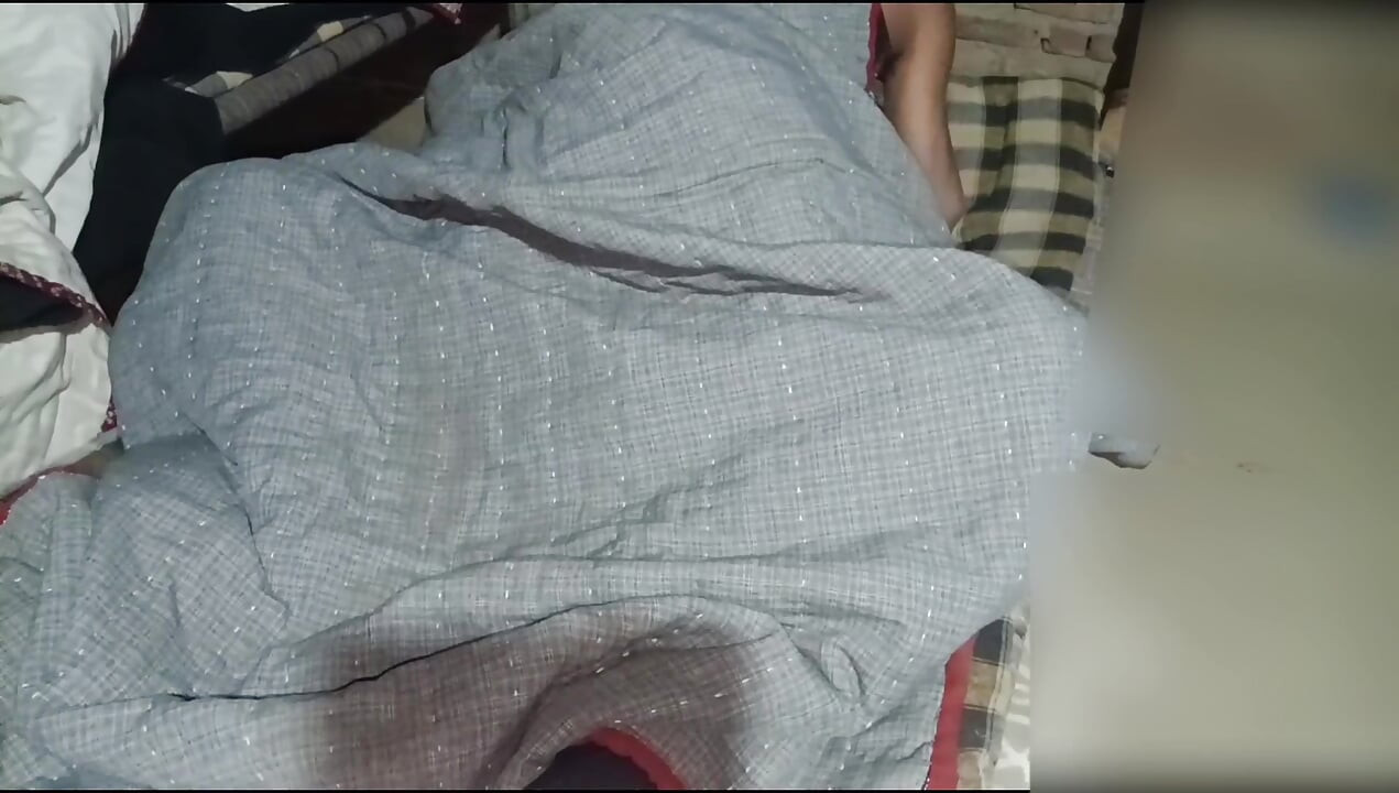 Bhabhi ko devar ne first time raat ko akele me chudai ki full time chudai ki indian desi village desi bhabhi