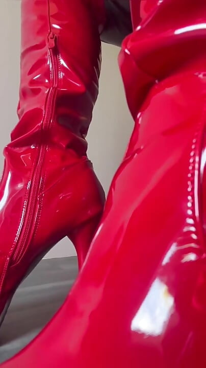 JOI для шанувальників шкіри та латексу