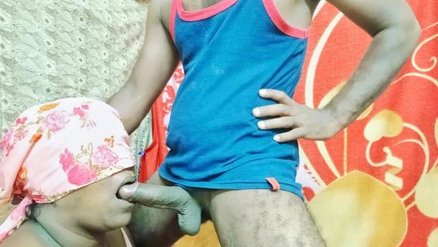 Indian Tamil Village Wife Sucking Dick or Cock Mouth Sex Finally I Poured My Cum Into My Wife's Mouth
