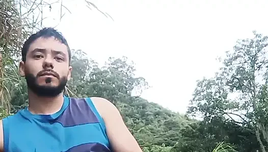Kırsalda egzersiz ve ateşli bir şey için bana katıl