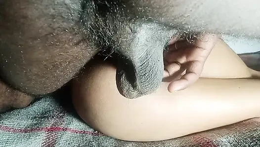 Puja bhabhi ki chudai parosi se parosi ne moka ka faida nikala