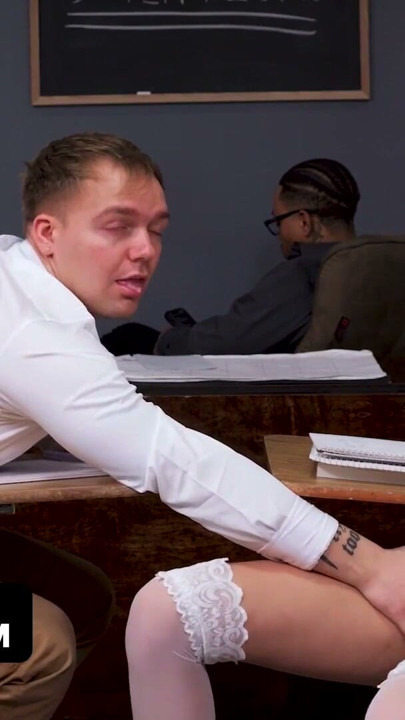 Skyler Is A Known Troublemaker - Fucking Dudes And Sending Nudes In School Chats - Innocent High | Clip 1