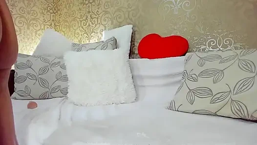 Masturbasi bugil 90 menit sampai muncrat