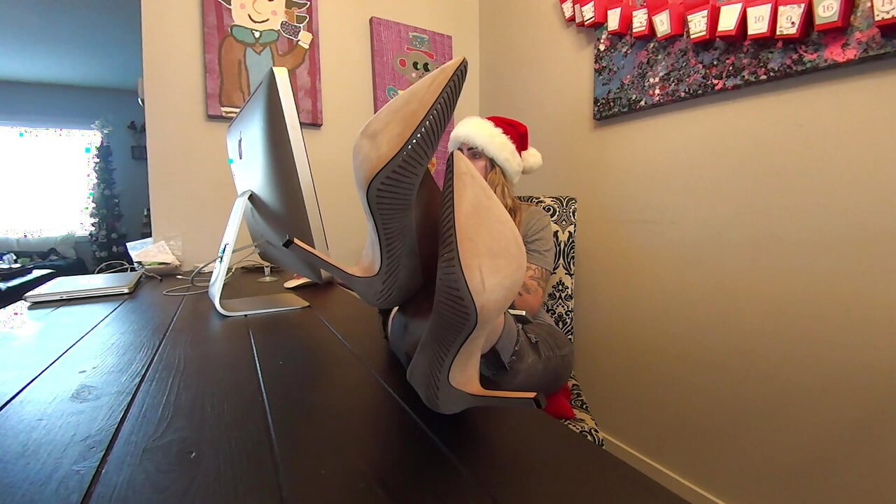 Mrs. Claus Punishes Naughty Elf With Soft Pink Wrinkled Soles (Your POV)