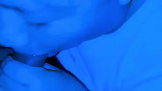 Teman suamiku cum di wajahku