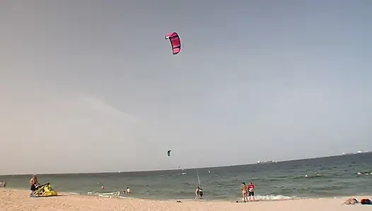 Blondes teenie am strand abgeholt