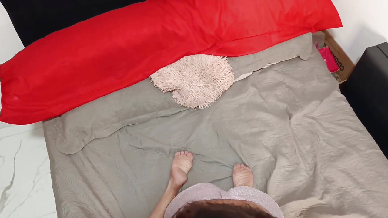 Hot MILF Feels Horny for Stepson