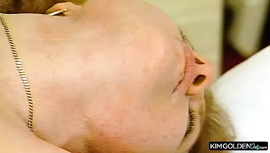 Intensiver Fick mit geiler Braut in Weiss