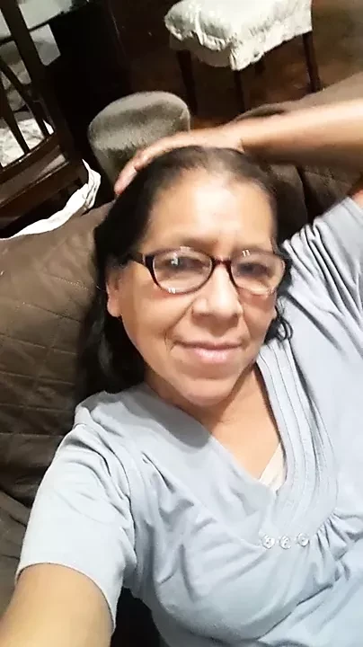 LUI FESTEJANDO EL DIA DE LA MADRE
