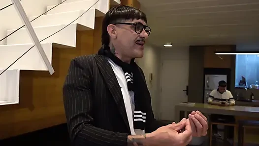 Don Bergolinni seeks his muse The most bizarre lesbian casting in Buenos Aires