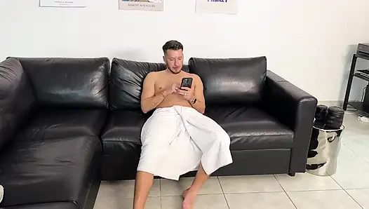 Lily Rose, ein feuriges Temperament für eine MILF, die es liebt zu ficken!