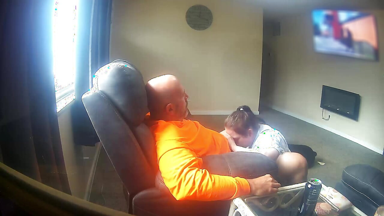 ОСЬ ЯК ВИ ТРИМАЄТЕ СВОГО ЧОЛОВІКА ЩАСЛИВИМ!