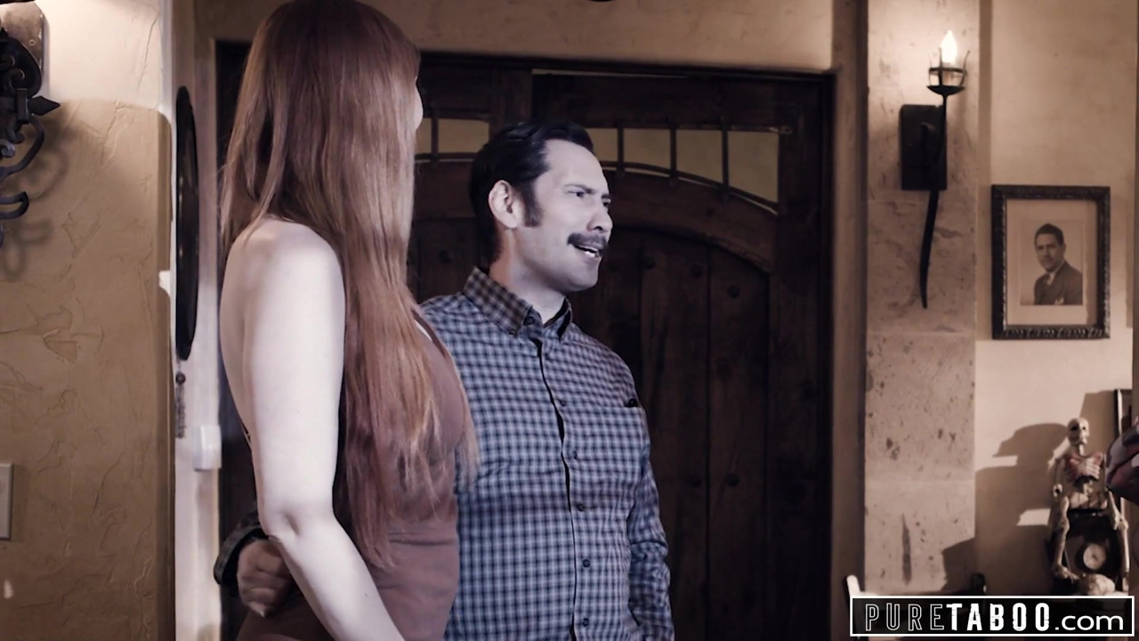 欲求不満のカップルはベビーシッターとセックスしたい