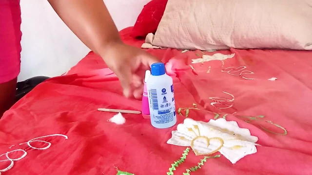 Doing your nails without panties