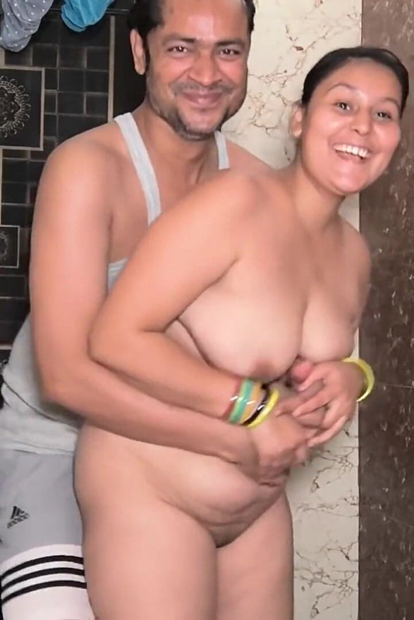 Puja Ki Chudai Bathroom Scene