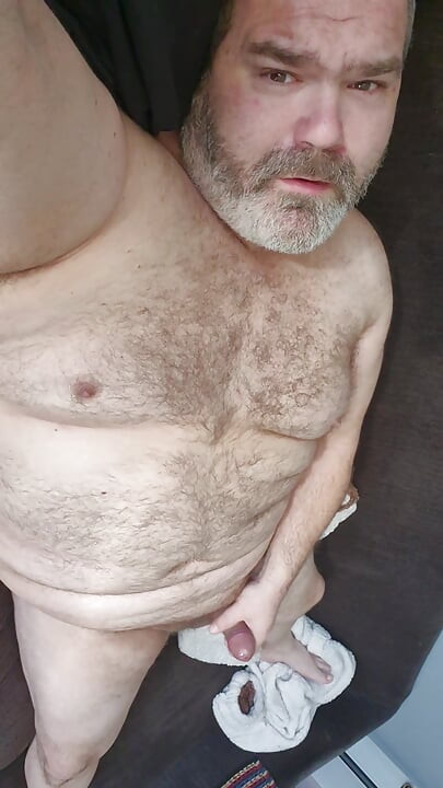Sexy Fat Nerd Chub Jerks Morning Wood with Big Juicy Cum Finish