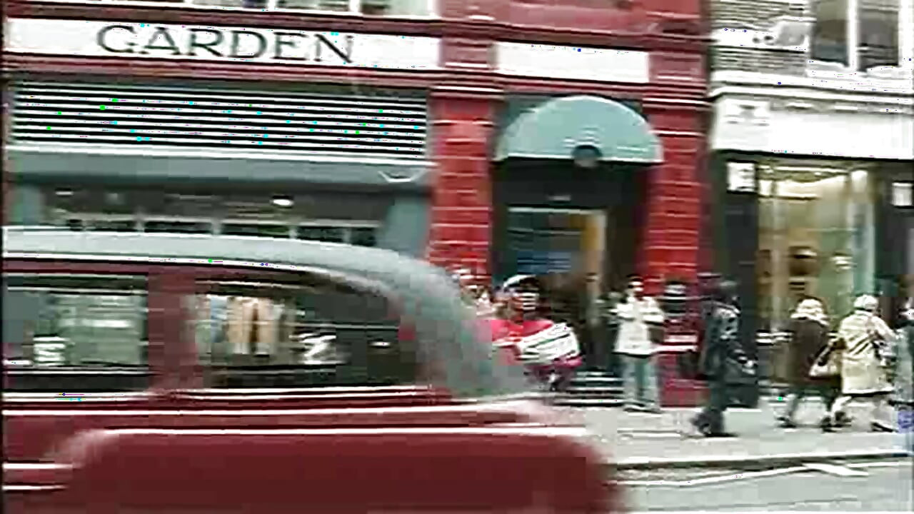 ビッグ・オマールの英国冒険:ハード・コック・カフェ(2003年)