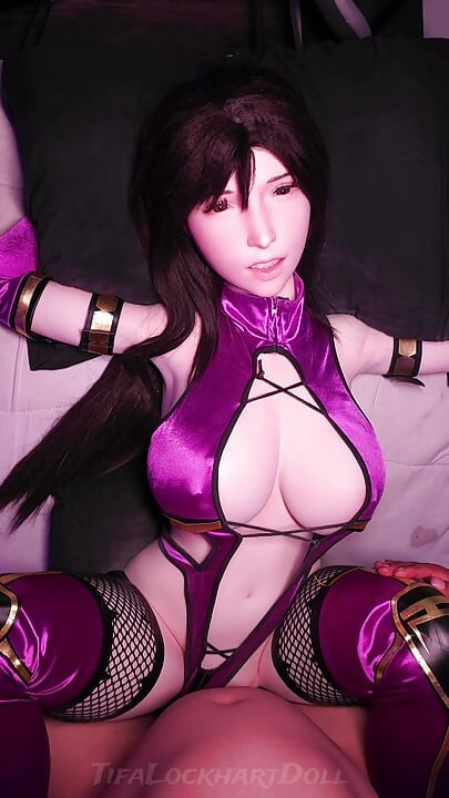 Bersedia untuk twist Kombat! Tifa x Mileena Mortal Kombat Cosplay