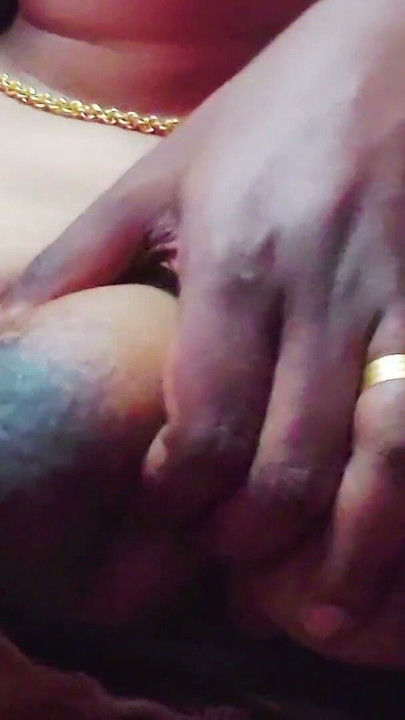 Desi Boy has sex with beautiful stepsister | Clip 1