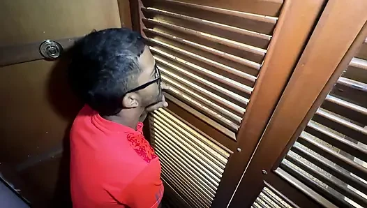Aku dientot habis-habisan sama ayah tiriku yang cebol waktu aku lagi dientot habis-habisan. dengan ManuelaAlvarez