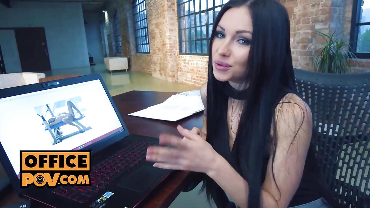 itsPOV - Liderlig kontorbabe Sasha Rose er sulten efter din sperm