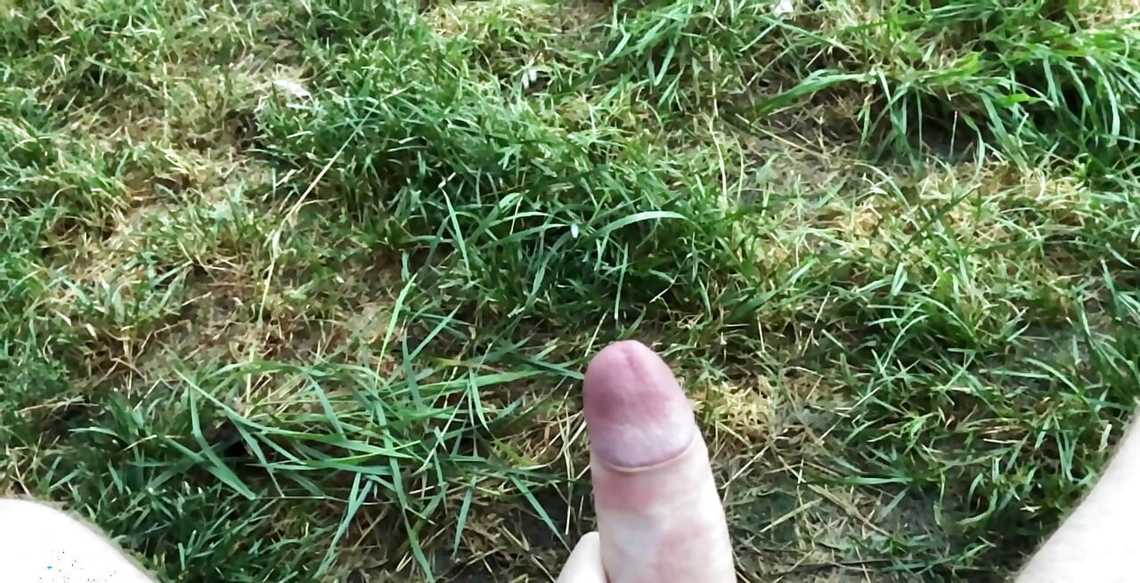 享受这个慢动作. 明天一个简短的口交剪辑将到来：d