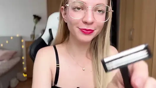 Ролевая игра ASMR, неуместное и грубое обращение