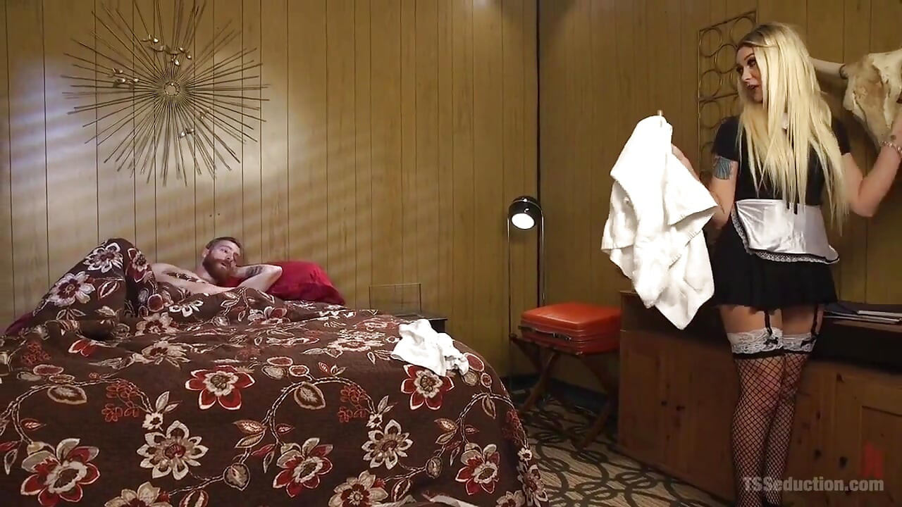 Aubrey Kate je tako jebeno seksi!!