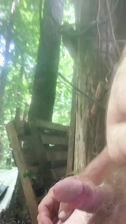 Unloading some cum