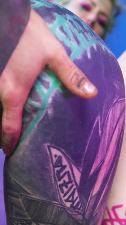 Alternative girl and tattooed girl share two cocks | Clip 1