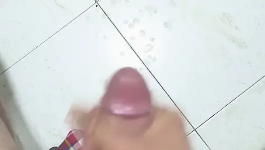 Tek başına azdırıyor mastürbasyon yapıyor