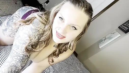 Freundin lehne dich zurück und lass mich mich um dich kümmern