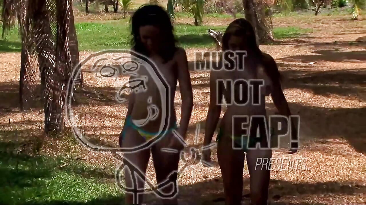 Alicia e Tory ao ar livre gang bang quente grupo sexo à beira da piscina quarteto