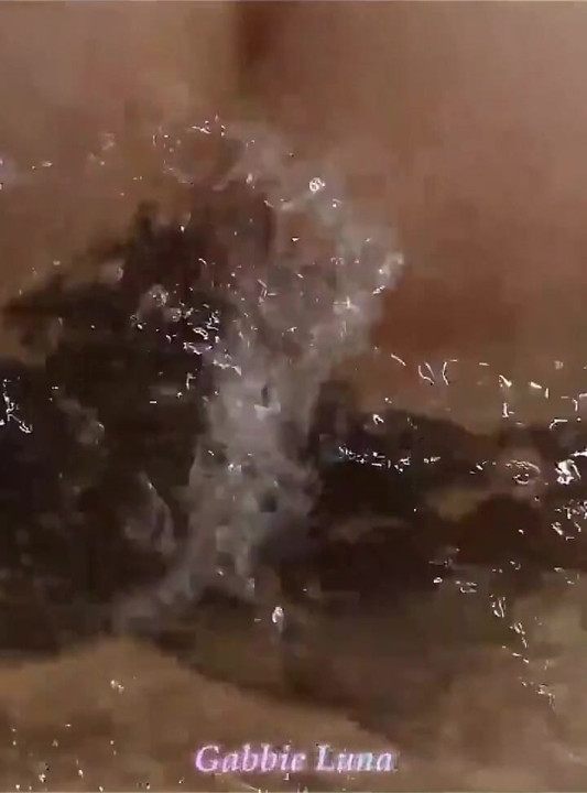 Gabbie Dancing in the Bath and Moaning Loudly on Pica Grande! (gabbie Luna and Rennan Luna) Full on Red