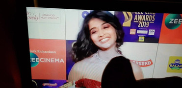 Cum homenaje pooja hegde