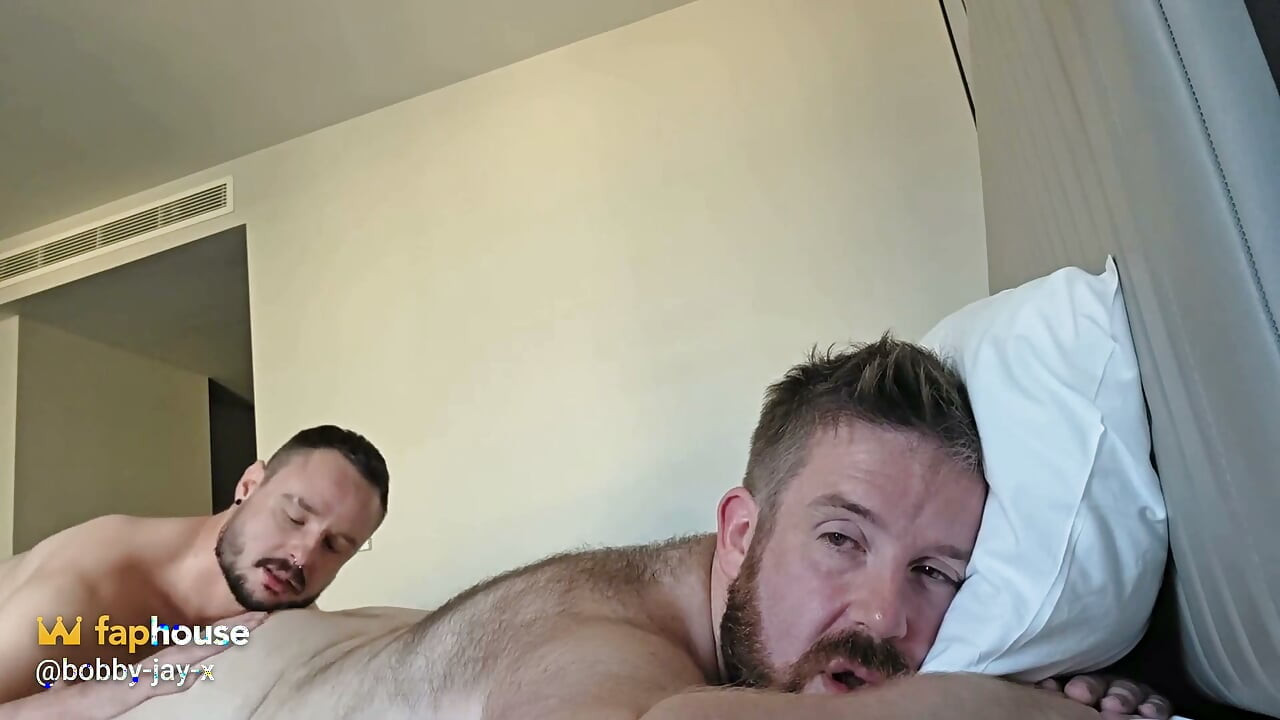 Hung Stud Destroys Hairy Bear's Hole