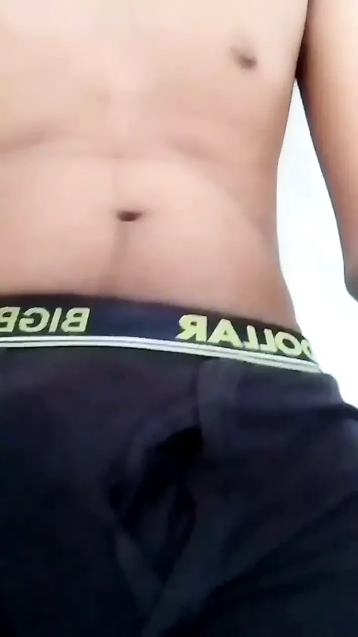 Solo Top Musterbet With Hot Cum