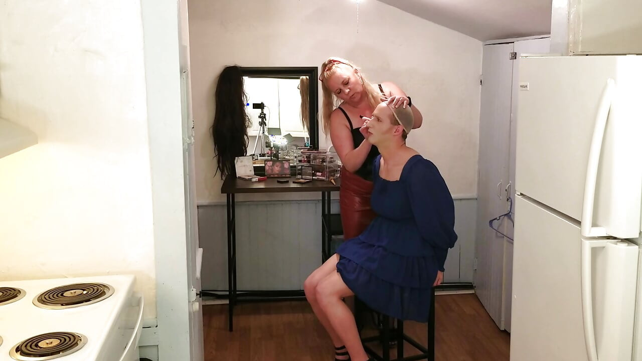Sissification to Go Clubbing