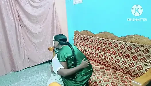 Ibu rumah tangga yang haus seks menggoda ayah mertuanya dan dientot sama ayahnya sendiri - audio lengkap bahasa tamil dengan erangan keras