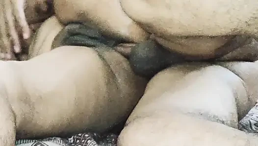 Pora 1 Ghanta Bhai ny Gand mari tati nikal ge kuty ny meri