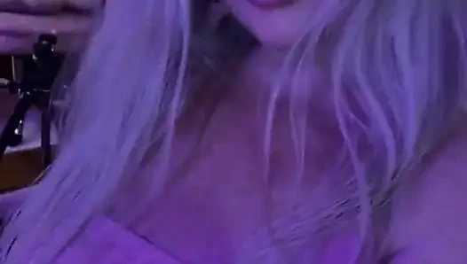 Kendinizi sevin ve ben de aynı şeyi yapıyorum