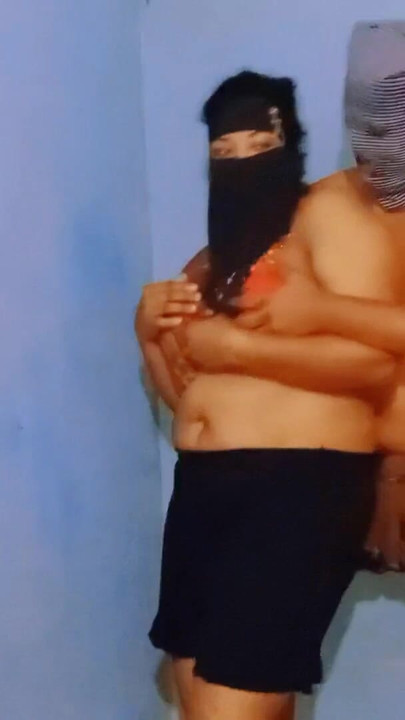 "Kız arkadaşımla desi seksi dans" dansından ikonik an