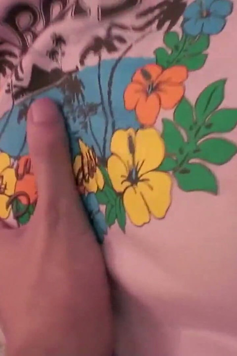 Sweet teenaged thing gives a sexy POV bj